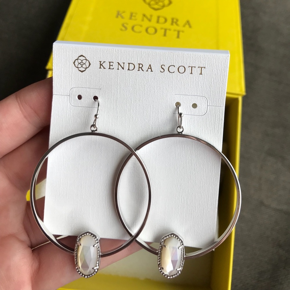 Silver Hoop Earrings in Ivory Mother-of-Pearl